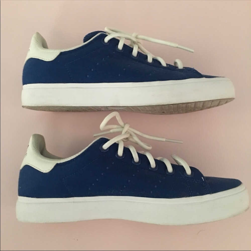 ADIDAS BLUE STAN SMITHS